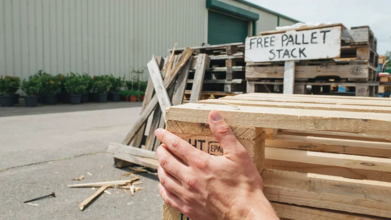 checking an HT-marked pallet before building a no dig pallet fence.