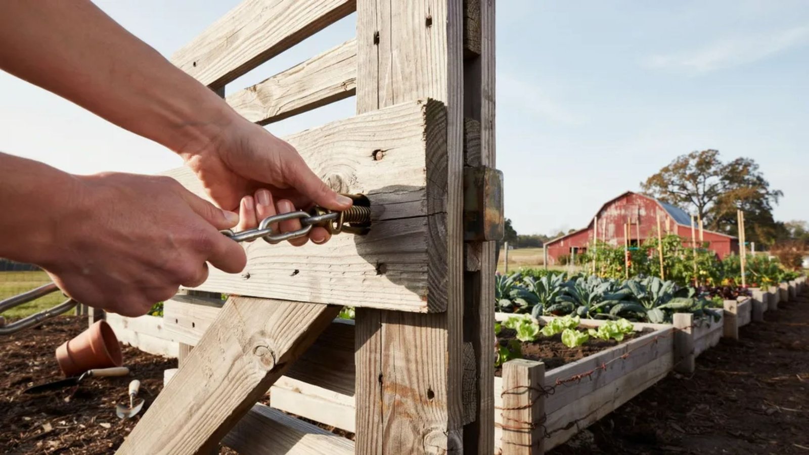 attaching a chain latch to a simple pallet gate without fence posts.